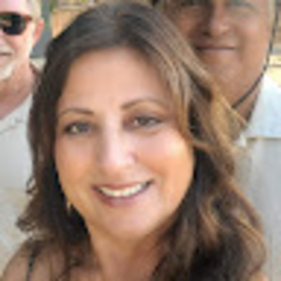 Profile Picture of Socorro Carlos (@socorrocarlos) on Poshmark