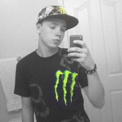 Profile Picture of Andrew Arthur Zarick (@AAZarick) on Twitter