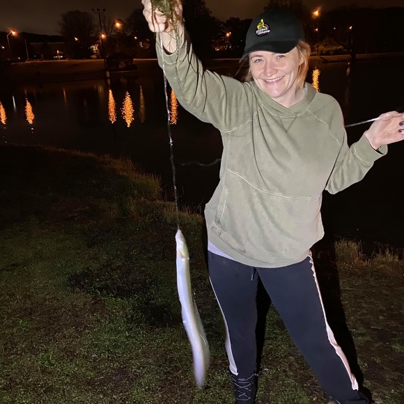 Profile Picture of Laura Schmidt (@lschmidt23) on Poshmark