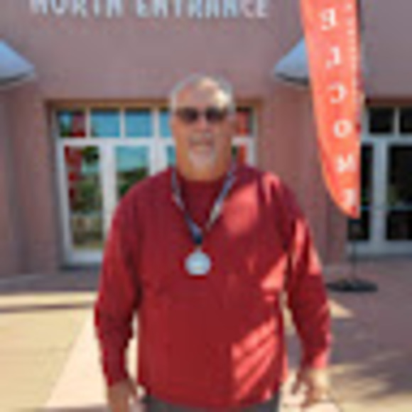 Jeff Fewell - Poshmark Profile Picture of Jeff Fewell (@jefffewell1) on Poshmark