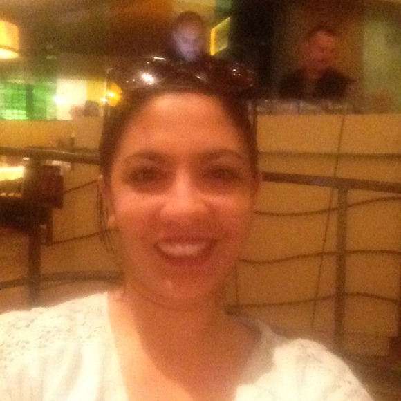Surinder Crim - Poshmark Profile Picture of Surinder Crim (@auricrim) on Poshmark