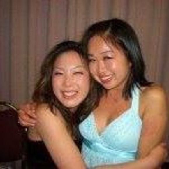 Profile Picture of Briana Leung (@brileung) on Poshmark