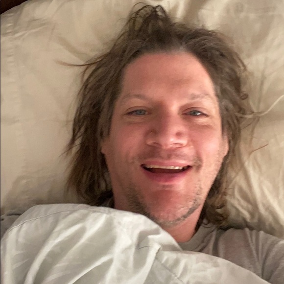 Profile Picture of David Lauterhahn (@jerseydl) on Poshmark