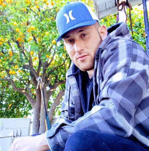 Profile Picture of Alex Salcedo (@alexsalcedo380) on Poshmark