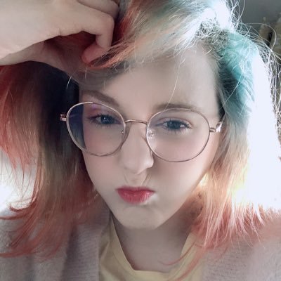 Profile Picture of Melissa Donnell (@iieatcrayonsXD) on Twitter