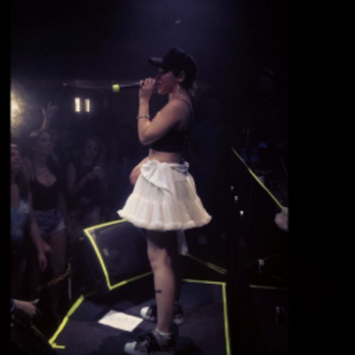 Profile Picture of Flora Maia Matos (@floramatosbr) on Twitter