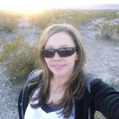 Profile Picture of Cassandra Hoff (@cassie_hoff) on Twitter