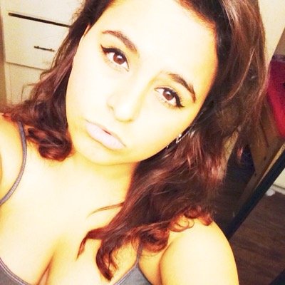 Profile Picture of Elizabeth Saenz (@Speedyboooo) on Twitter