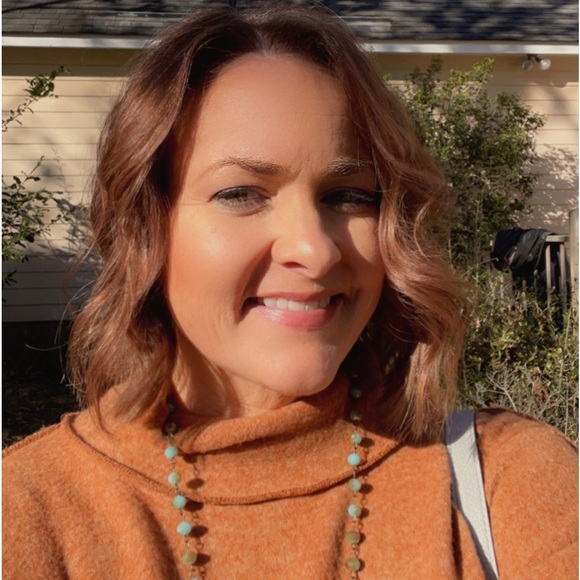 Profile Picture of Ashley Wentzell (@wentzell007) on Poshmark