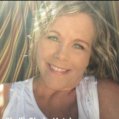 Profile Picture of Shell Hatch (@ShellyHatch1) on Twitter