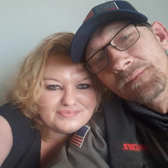 Profile Picture of Amanda Weyer boyle (@amanda_boyle24) on Poshmark