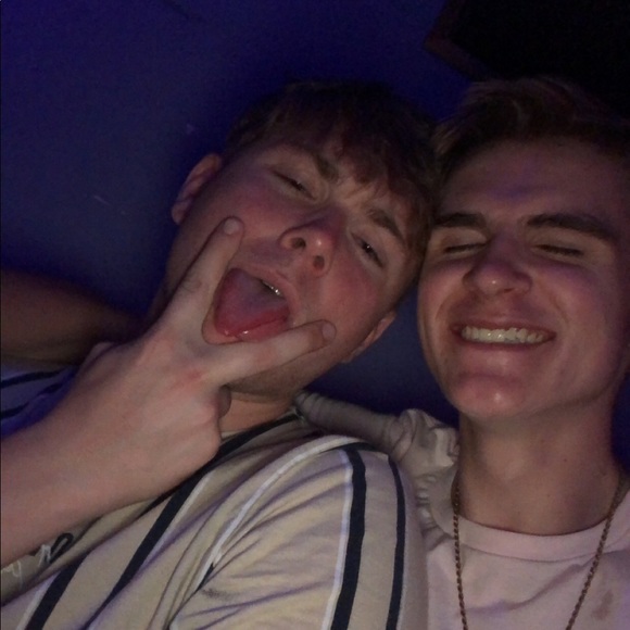 Profile Picture of Matthew Laurich (@matthew088) on Poshmark