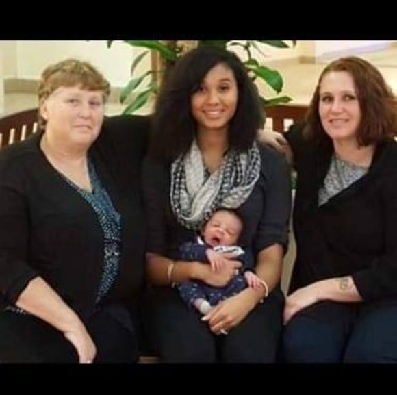 Profile Picture of Taylor Selby (@momofmonsters) on Poshmark