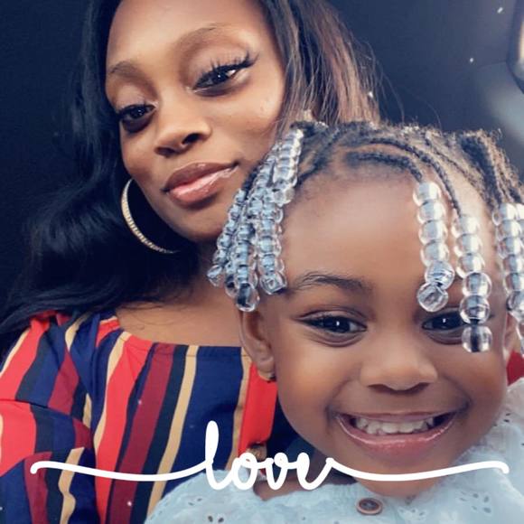 Profile Picture of Stasha Shata (@stashashata) on Poshmark