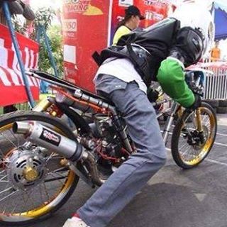 Profile Picture of Christian James Lear (no pets allowed) (@kc.lear143) on Facebook