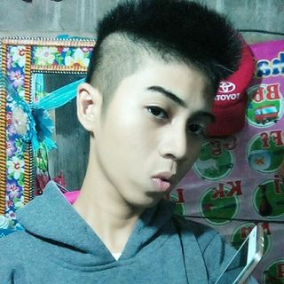 Profile Picture of John Vails (@john.vails.90) on Facebook