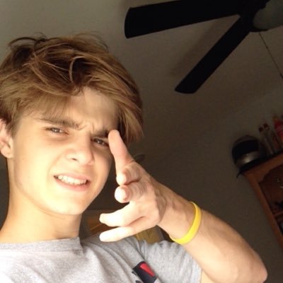 Profile Picture of Aaron Di Giacomo 🀄️ (@AaronDiGiacomo) on Twitter