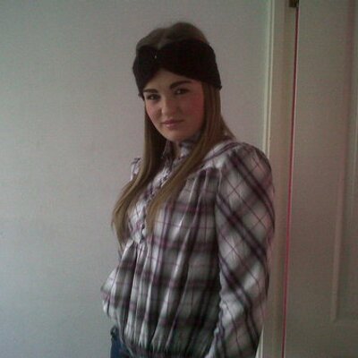 Profile Picture of Mollie Mcgill (@molliemcgill1) on Twitter