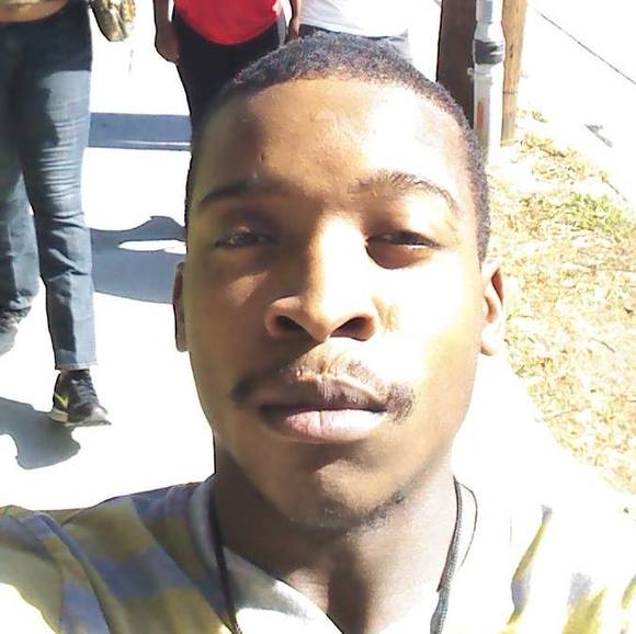 Profile Picture of Silas Peterson (@steelo1000) on Poshmark