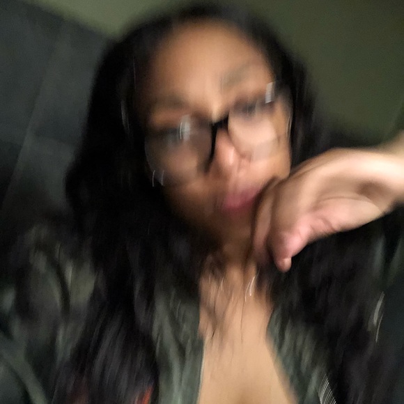 Profile Picture of Michaela Scott (@misco3) on Poshmark