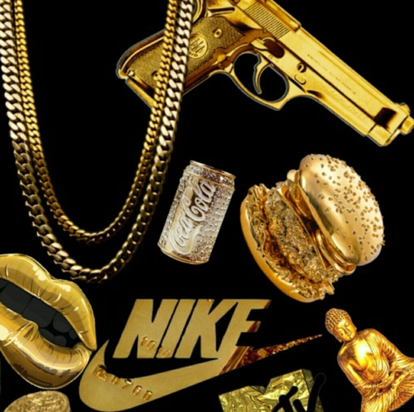 Profile Picture of Chris Eaton (@chriseaton_15) on Poshmark