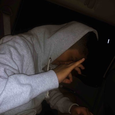 Profile Picture of Robert (@RobertVincentUy) on Twitter