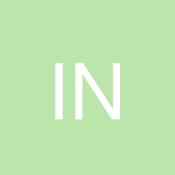 Profile Picture of Iris Nathaniel (@vldkicc5mdu) on Poshmark