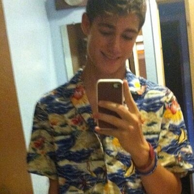 Profile Picture of David Shane (@HDavid_24) on Twitter