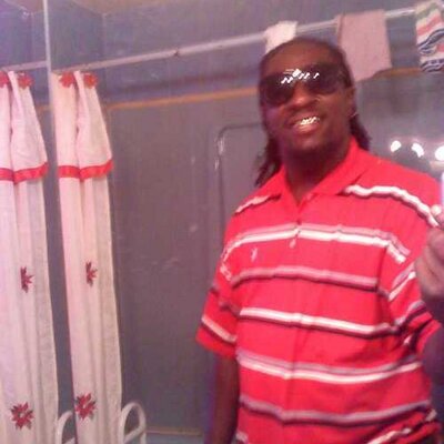 Profile Picture of Edward D.Roach (@edtherealest) on Twitter
