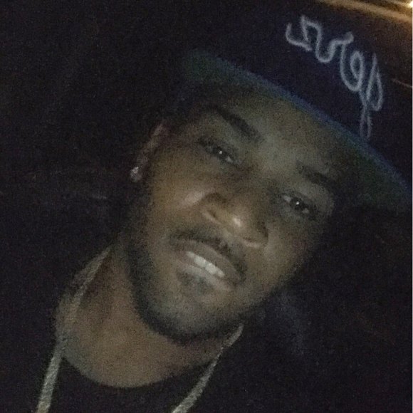 Profile Picture of Matthew Dillingham (@hot87boyz89) on Poshmark