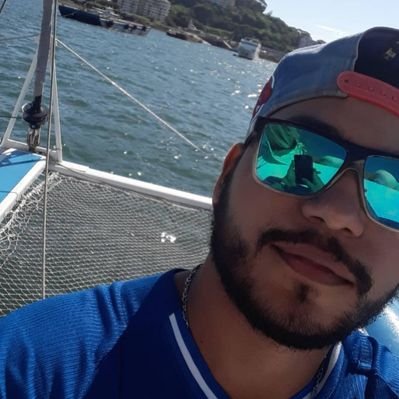 Profile Picture of Cristóbal De León (@crizalbert15) on Twitter