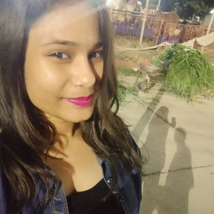 Profile Picture of   monica porwal... (@monica99porwal) on Tiktok