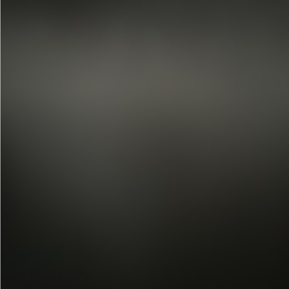 Profile Picture of Hawa Zulali (@hawazulali) on Poshmark