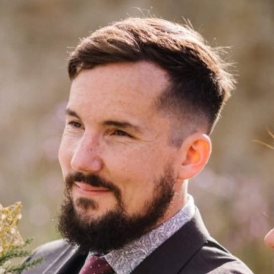 Profile Picture of Dan Paris (@@_DanParis) on Twitter