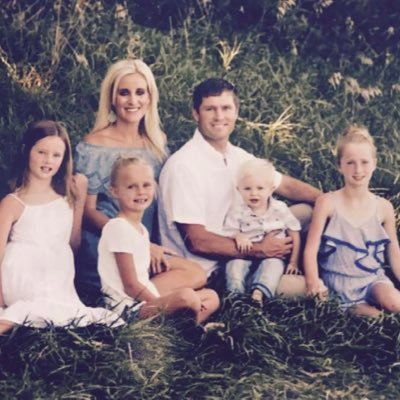 Profile Picture of ReNae Mitchell (@ReNaeMi80085531) on Twitter