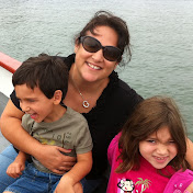 Profile Picture of Iris Weisman (@Lvmommy12) on Youtube