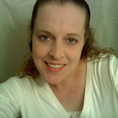 Profile Picture of Julie Cornell (@mscornell) on Twitter