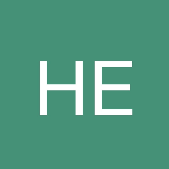 Profile Picture of Heidi Eckerman (@heidi955) on Poshmark