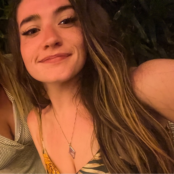 Profile Picture of Audrey Hoving (@audreyhoving) on Poshmark