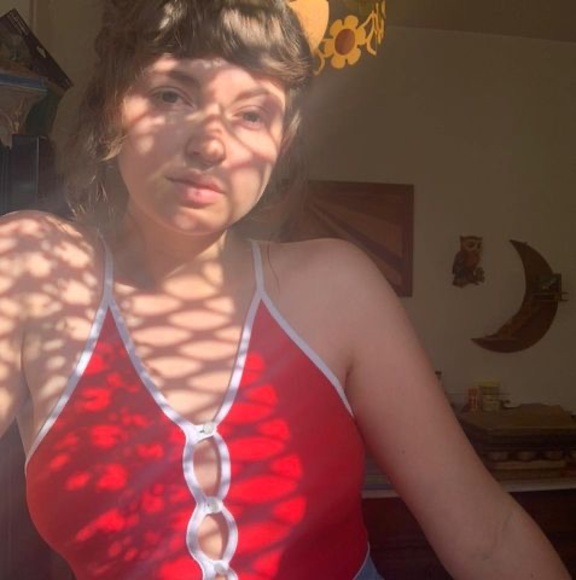 Profile Picture of Taylor Bescoby (@taylor_bescoby) on Poshmark