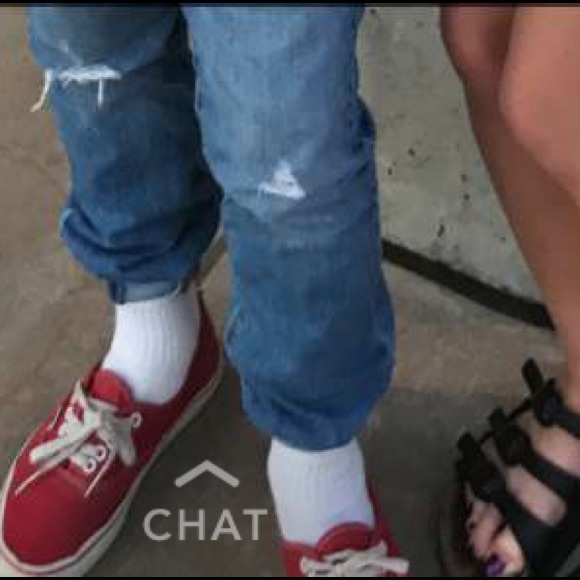 Profile Picture of Decker Stickelman (@deckerdghucu) on Poshmark