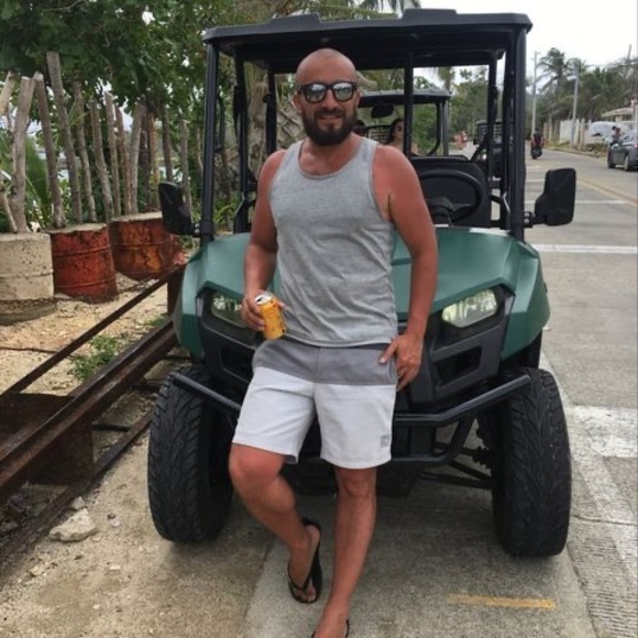 Profile Picture of Manuel Walker (@manolete1992) on Poshmark