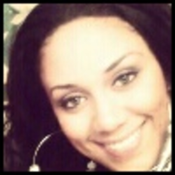 Profile Picture of Kris Polifka (@kris14u2nv) on Poshmark