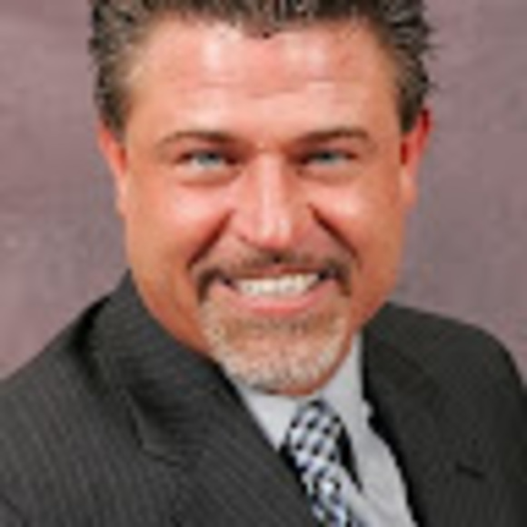 Profile Picture of Darold Frakes (@daroldfrakes) on Poshmark