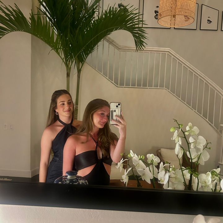 Profile Picture of Raquel schwartz (@raqprivate) on Tiktok