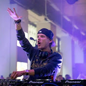 Profile Picture of Xun Zhang (@xunzhang4833) on Youtube