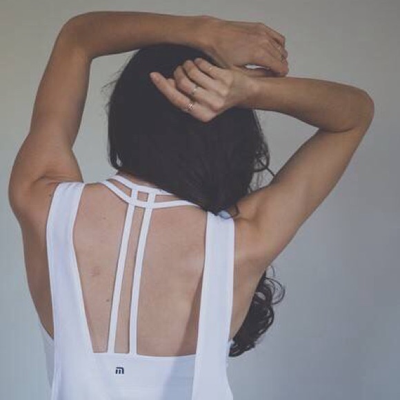 Profile Picture of Celine Liu (@summerliu) on Poshmark