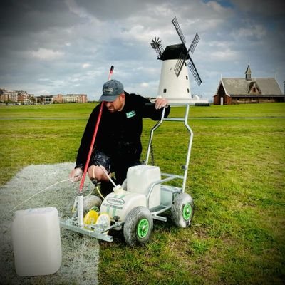 Profile Picture of Stephen Bowes (@Steve_Pitchmark) on Twitter