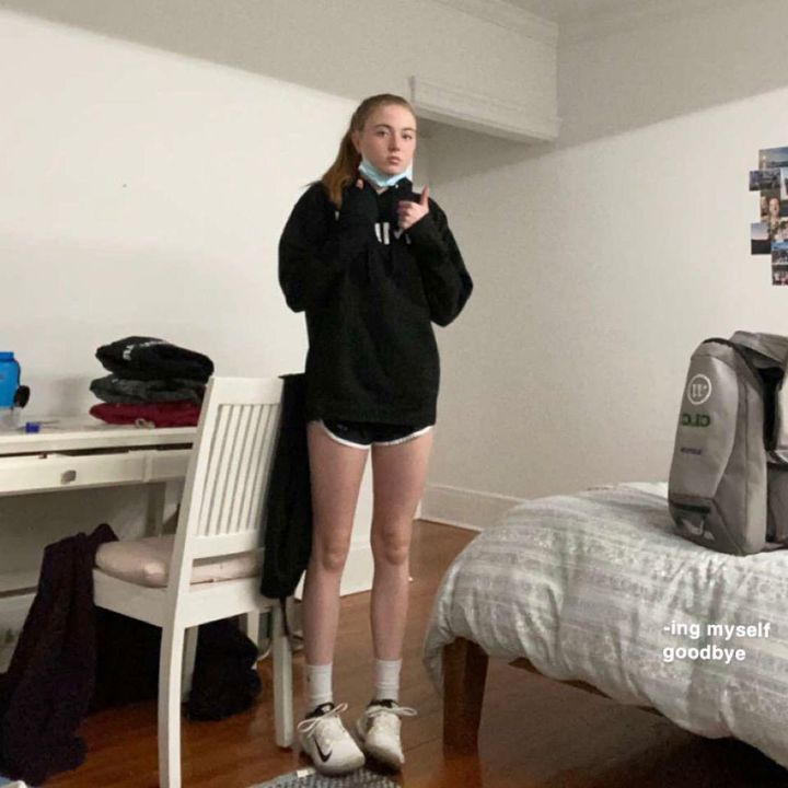 Profile Picture of Danielle (@daniellebarrow) on Tiktok