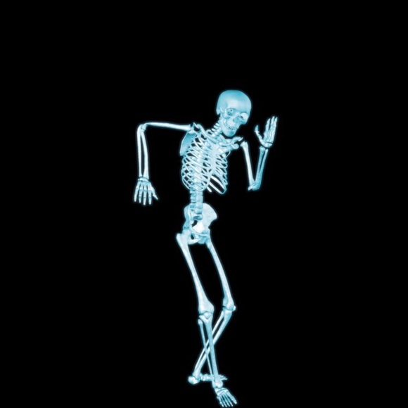 Profile Picture of Matthew Barrios (@matthewbarrios) on Poshmark